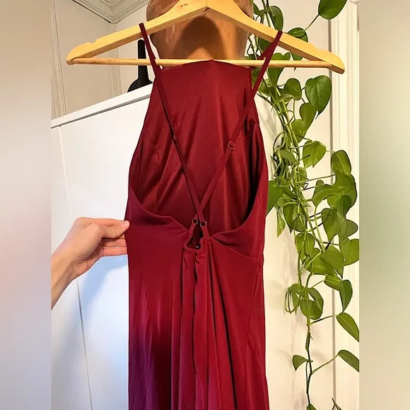 Lulu’s Bridesmaid Dress- Burgundy - Picture 3 of 5